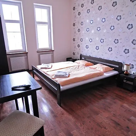 Hotelik Hermes Pieniezno Room photo
